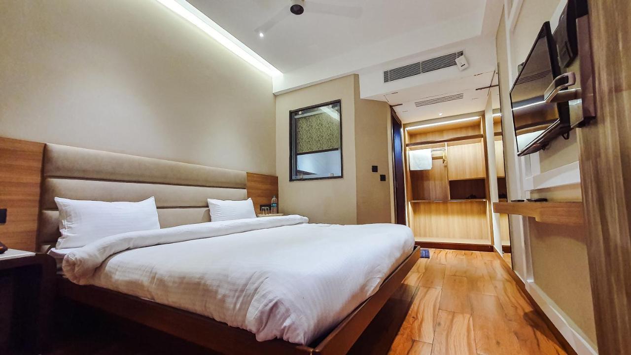 Aura Rooms Dehradun Ngoại thất bức ảnh