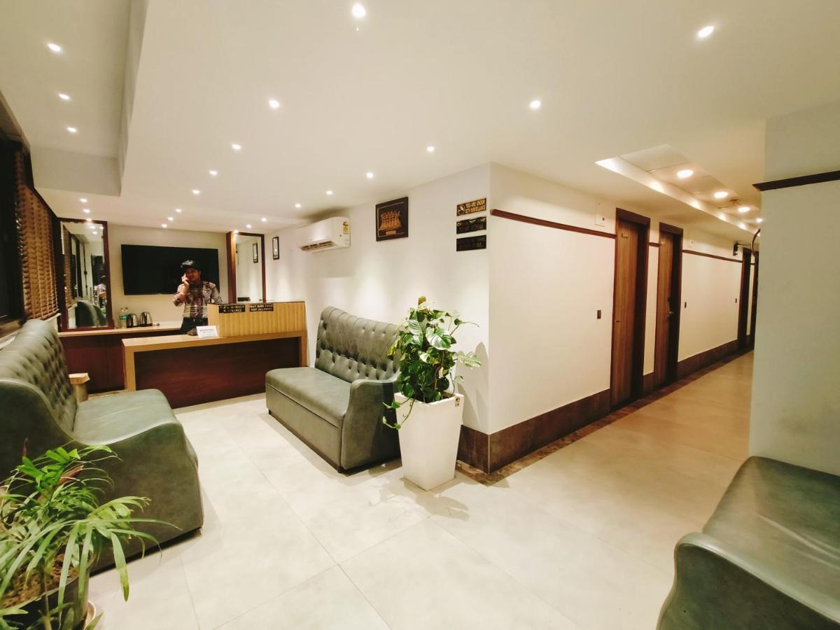 Aura Rooms Dehradun Ngoại thất bức ảnh